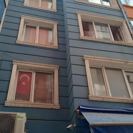 Central Apartament 4' Galata Tower Granbazaar 2' Sea 4' Ferry/metro/tram Istanbulská provincie