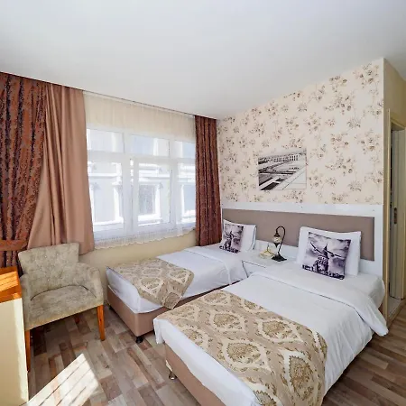 Nagehan Old Hotel