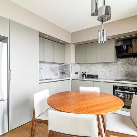 Flat With Panoramic Bosphorus View In Cihangir