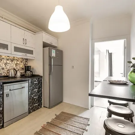 アパート Charming Besiktas Flat With A Lovely Terrace