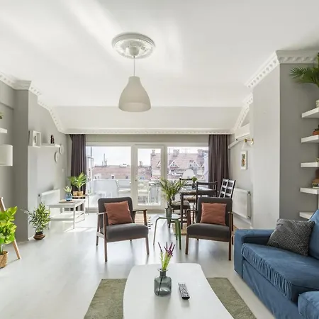 Charming Besiktas Flat With A Lovely Terrace アパート *