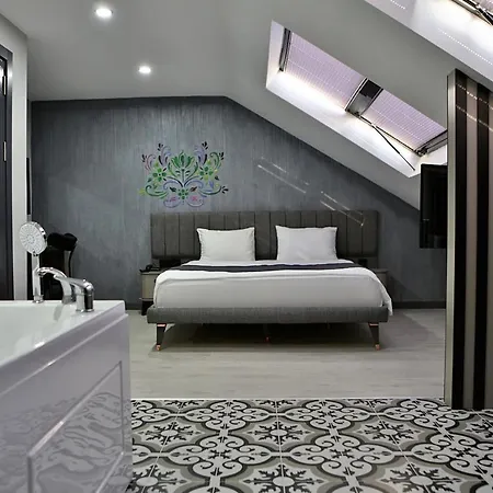 Hotel Fly And Airport 3*