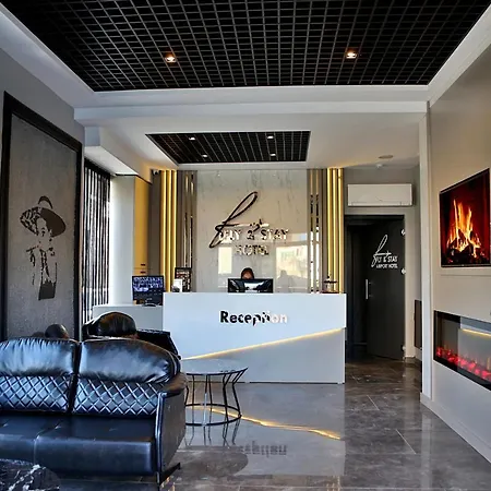 Hotel Fly And Airport 3*