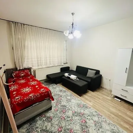 アパート Affordable Private In A Shared Flat In Sisli イスタンブール