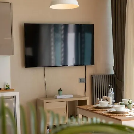 Skyland Luxury Tower 1+1 With Terrace Istanbul