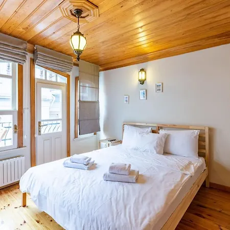 Cozy Flat Near Trendy Attractions In Balat Fatih Apartment Istanbul
