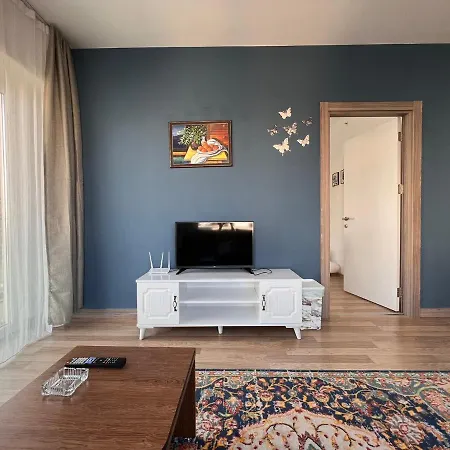 Alpha Home-aris Apartment