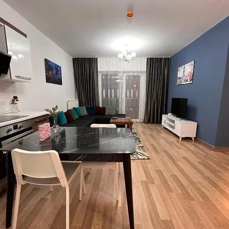 Apartment Alpha Home-aris
