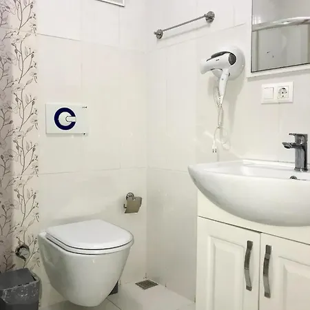 Apartment Istanbul'un Merkezinde Cevahir Avm Karsisi 1+1 Yeni Ev