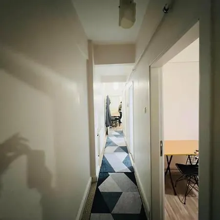 アパート Affordable Private In A Shared Flat In Sisli *