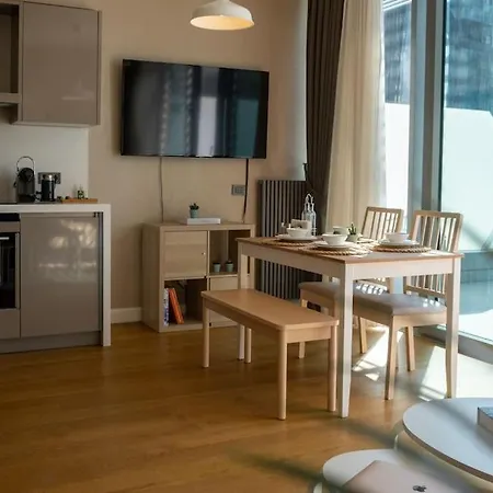 Skyland Luxury Tower 1+1 With Terrace * Istanbul