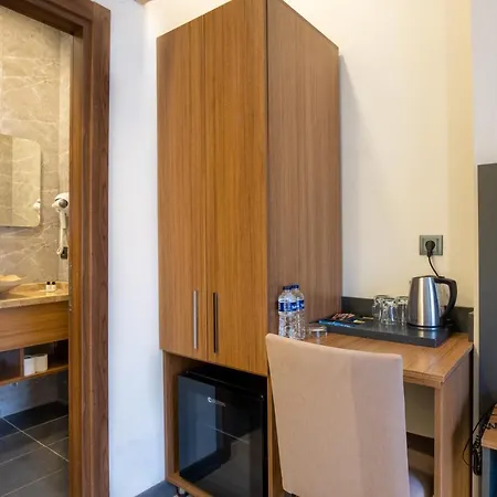Orange & Hotel Istanbul