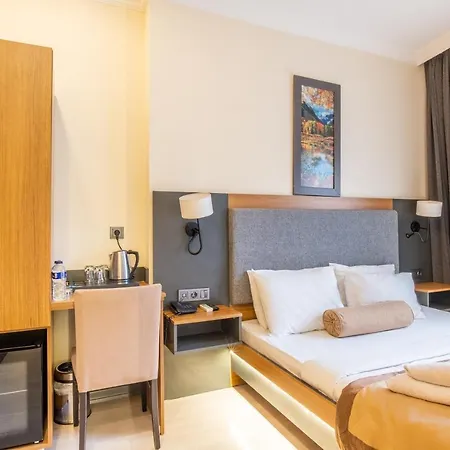 Orange & Hotel *