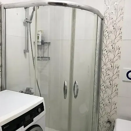 Istanbul'un Merkezinde Cevahir Avm Karsisi 1+1 Yeni Ev