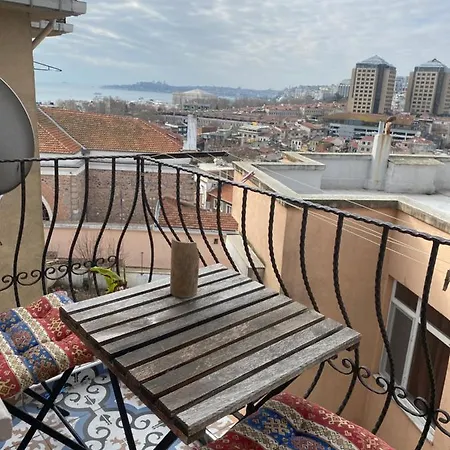 Apartment Bosphorus In The Center Of Besiktas