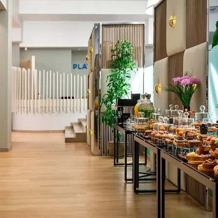 Novotel Bosphorus Hotel 5*