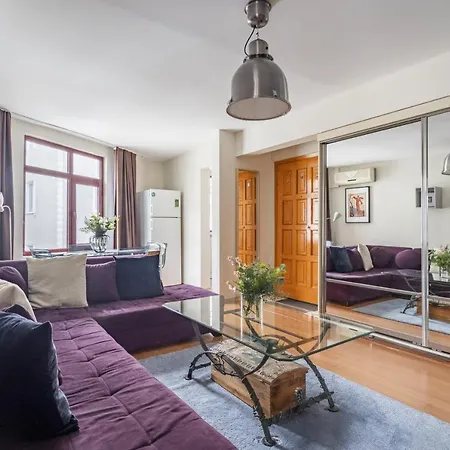 Central Flat With Balcony And Terrace In Sisli Apartment *