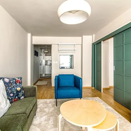 Stunning Flat With Excellent Location In Tesvikiye *