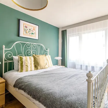 Apartment Stunning Flat With Excellent Location In Tesvikiye *