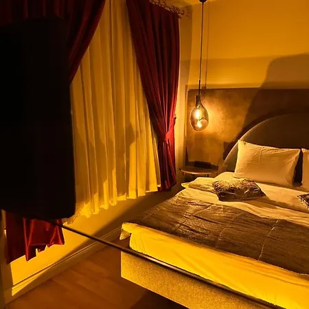 Corner Hot Hotel