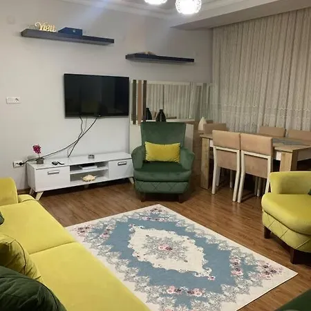 Apartment 2 Bedroom 5 Bed Peaceful Calm Full Kitchen,all Items Available Luxury And Relax