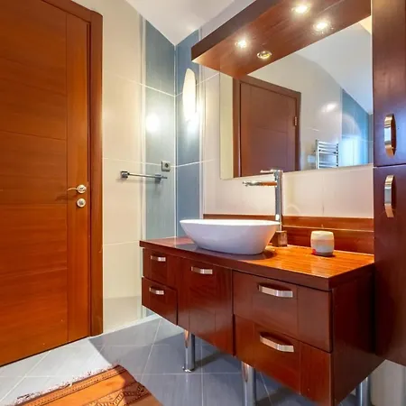 Flat With Terrace Near Istiklal Street * Provincia di Istanbul