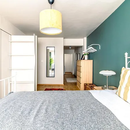 Stunning Flat With Excellent Location In Tesvikiye *