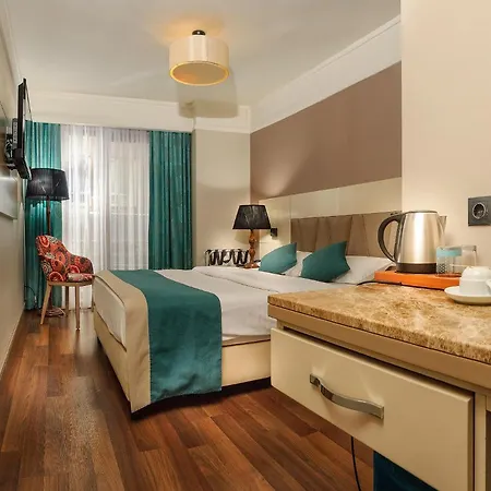 Otel Bossuite Kadikoy 3*