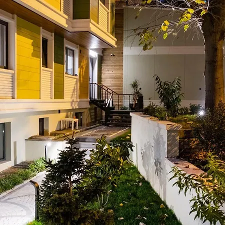 Apartment Mita' Homes