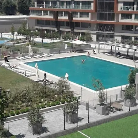 Apartment 2 With Pool *