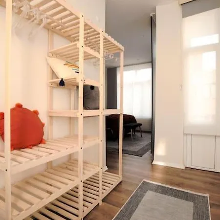 Modern Flat With Location Near Nisantasi Lägenhet