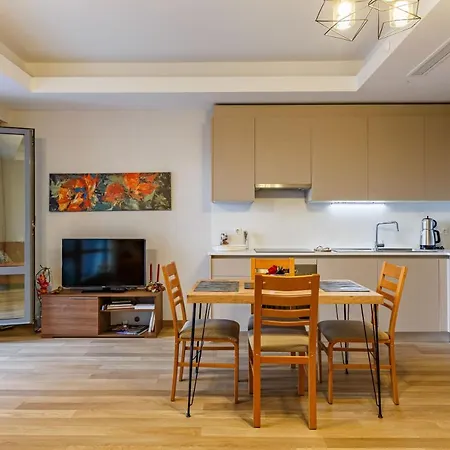 Modern Studio Flat With City View In Sariyer شقة اسطنبول