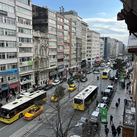 Apartment Center Apartment, Sisli, Near Metro Istanbul
