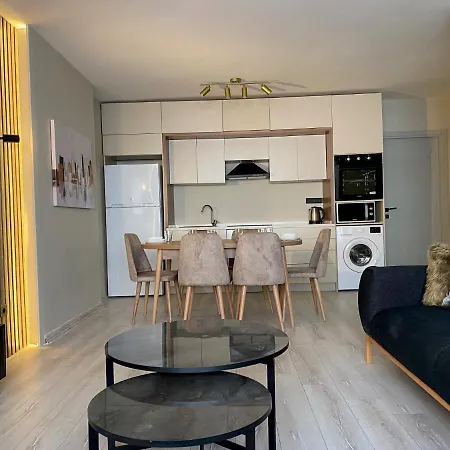 Apartment Center Apartment, Sisli, Near Metro Istanbul