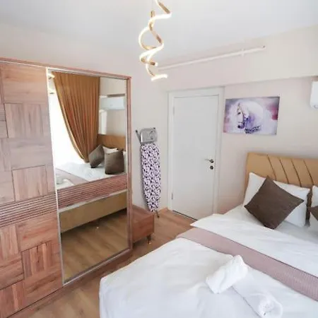 Two Bedroom King Deluxe Is9 Apartment