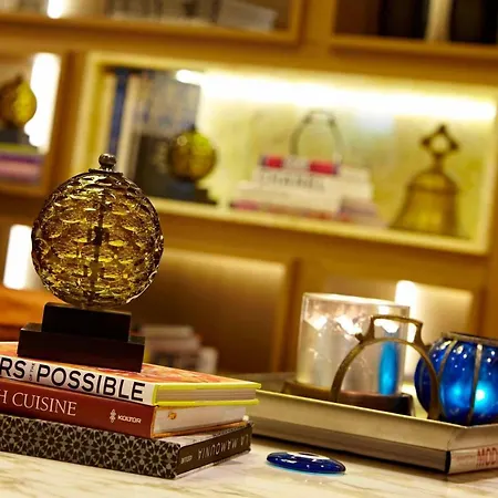 Renaissance Polat Bosphorus Hotel 5*