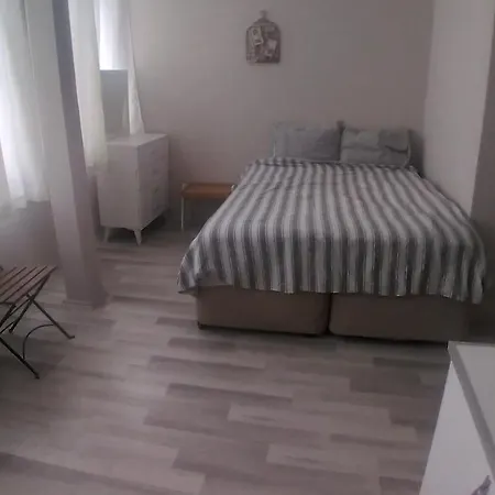 Roz No 39 Istanbul