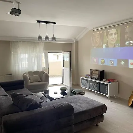 Apartment Merkezi Cift Terasli Ev Istanbul