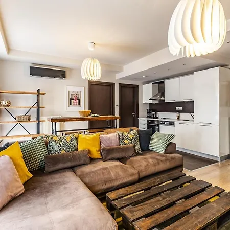 Chic Flat With Location In Sisli Apartment Istanbul