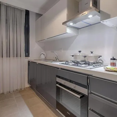 Apartment Azad Homes Bomonti