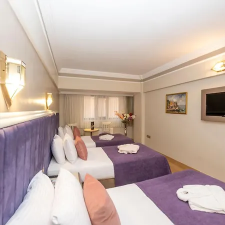 Hotel Grand Anka 4*