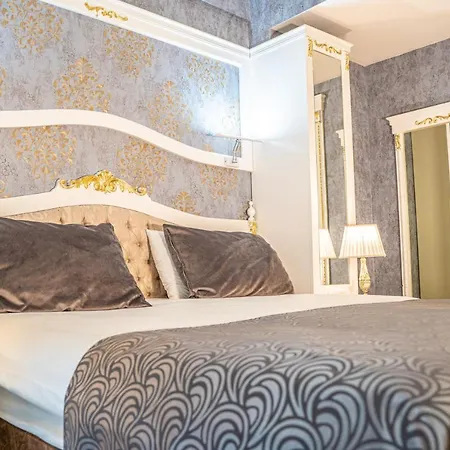 Leyenda Hotel 3*