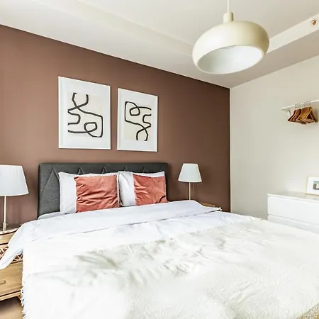 Chic Flat With Location In Sisli Apartment