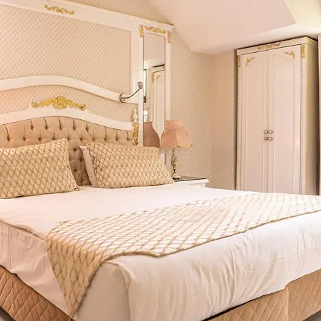 Hotel Leyenda 3*