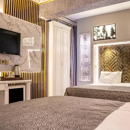 Leyenda Hotel 3*