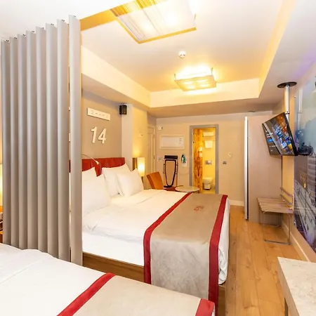 Ramada By Wyndham Pera Taksim מלון איסטמבול