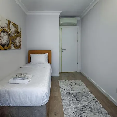 Azad Homes Bomonti Apartment