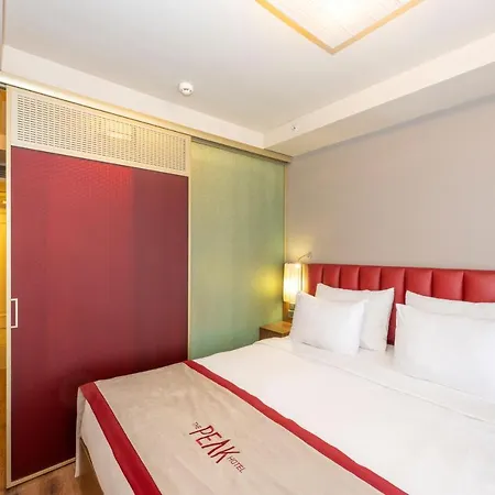 Отель Ramada By Wyndham Pera Taksim Стамбул