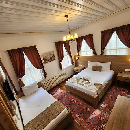 Hotel Kadikoey White House