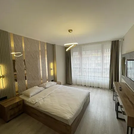 Center Apartment, Sisli, Near Metro Istanbul